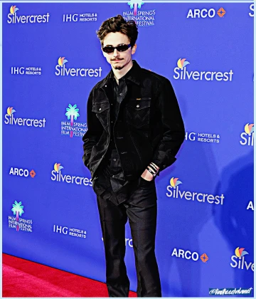 Imagem recente de timotheechalamet