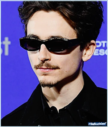 Imagem recente de timotheechalamet