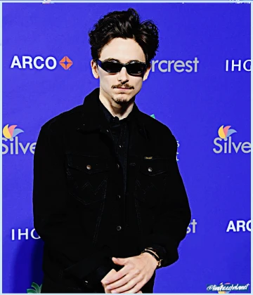 Imagem recente de timotheechalamet