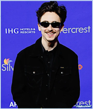 Imagem recente de timotheechalamet