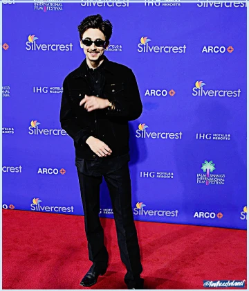 Imagem recente de timotheechalamet