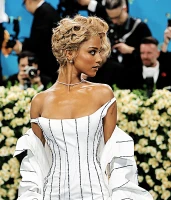 Imagem recente de tyla