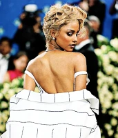 Imagem recente de tyla