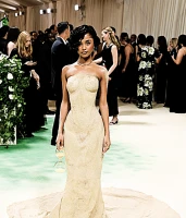 Imagem recente de tyla