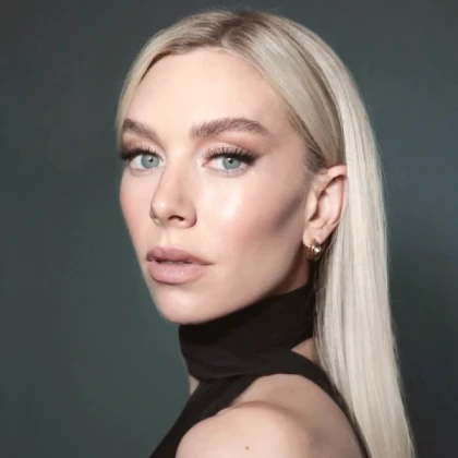 Imagem recente de vanessakirby