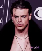 Imagem recente de yungblud