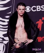 Imagem recente de yungblud