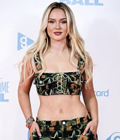 Imagem recente de zara_larsson