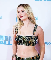 Imagem recente de zara_larsson