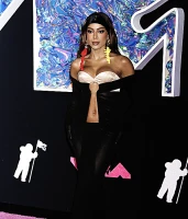 Imagem recente de _anitta