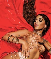 Imagem recente de _anitta