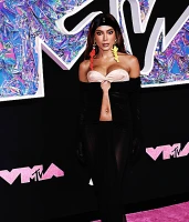 Imagem recente de _anitta