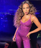 Imagem recente de _anitta