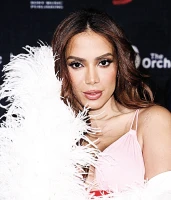 Imagem recente de _anitta