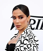 Imagem recente de _anitta