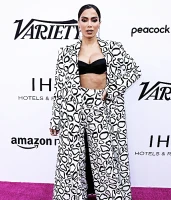 Imagem recente de _anitta