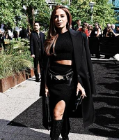 Imagem recente de _anitta