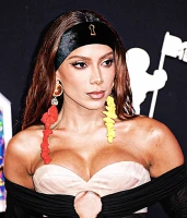 Imagem recente de _anitta