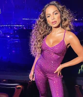 Imagem recente de _anitta