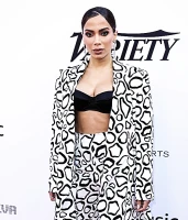 Imagem recente de _anitta