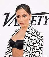 Imagem recente de _anitta