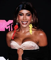 Imagem recente de _anitta