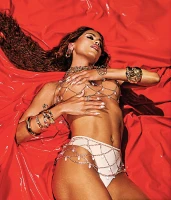 Imagem recente de _anitta