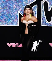 Imagem recente de _anitta