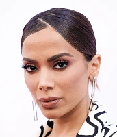 Imagem recente de _anitta