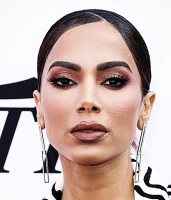 Imagem recente de _anitta