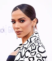 Imagem recente de _anitta