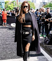 Imagem recente de _anitta