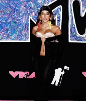 Imagem recente de _anitta