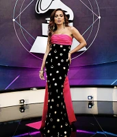 Imagem recente de _anitta