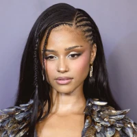 Imagem recente de _tyla