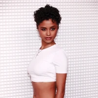 Imagem recente de _tyla